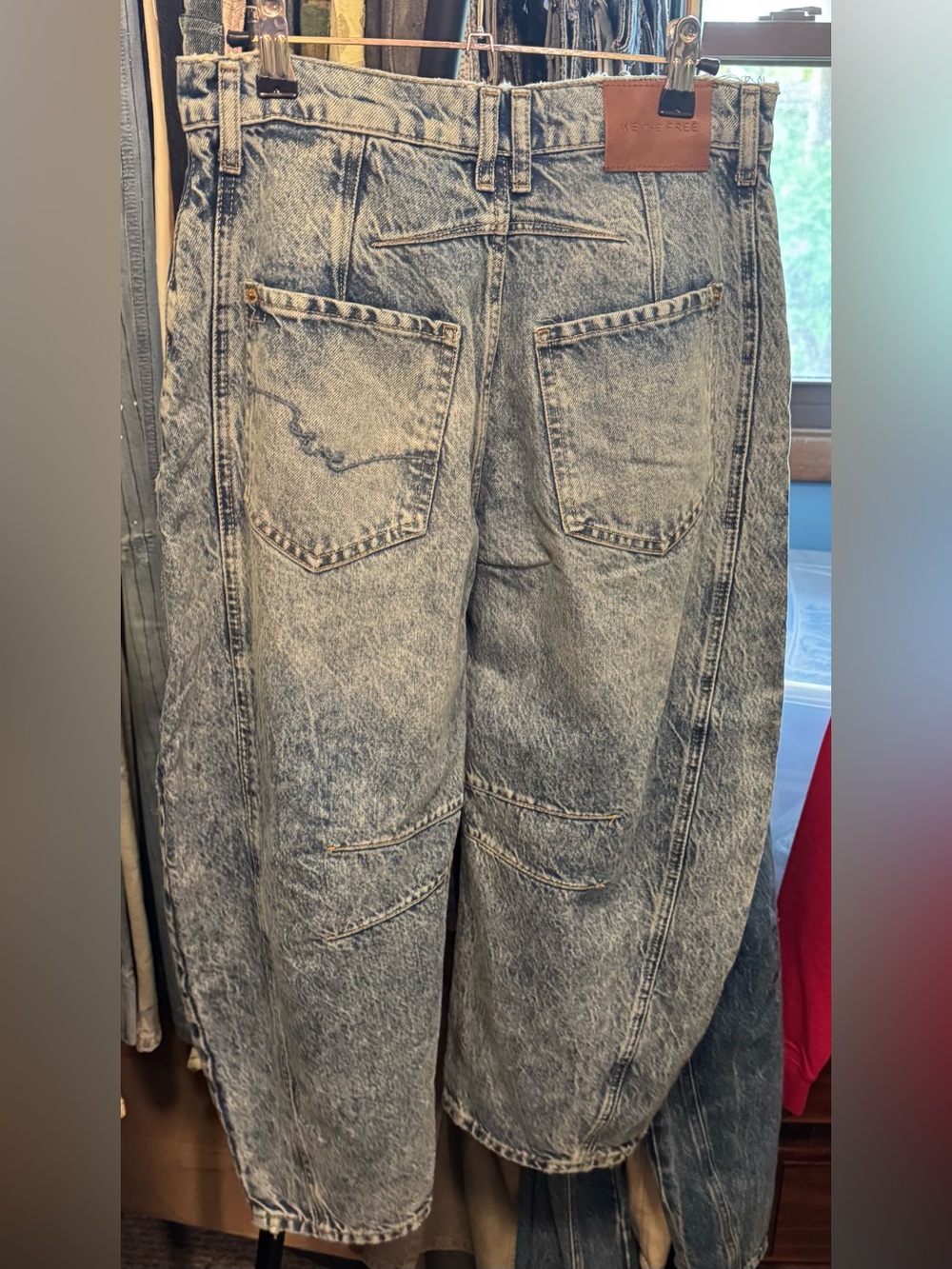 NWOT Free People We The Free Good Luck Mid-Rise Barrel Jeans light beam - 25S IR - Picture 12 of 17